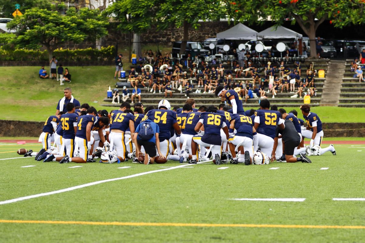 Sagapolutele Shines as Campbell Sabers Overpower Punahou 49-17